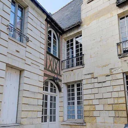 Vieux : Magnifique Avec Jardin * Tours