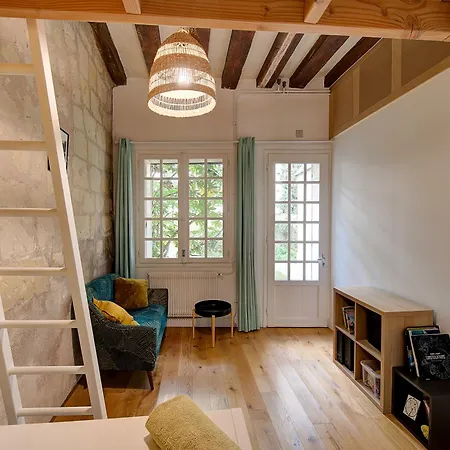 Vieux : Magnifique Avec Jardin *
